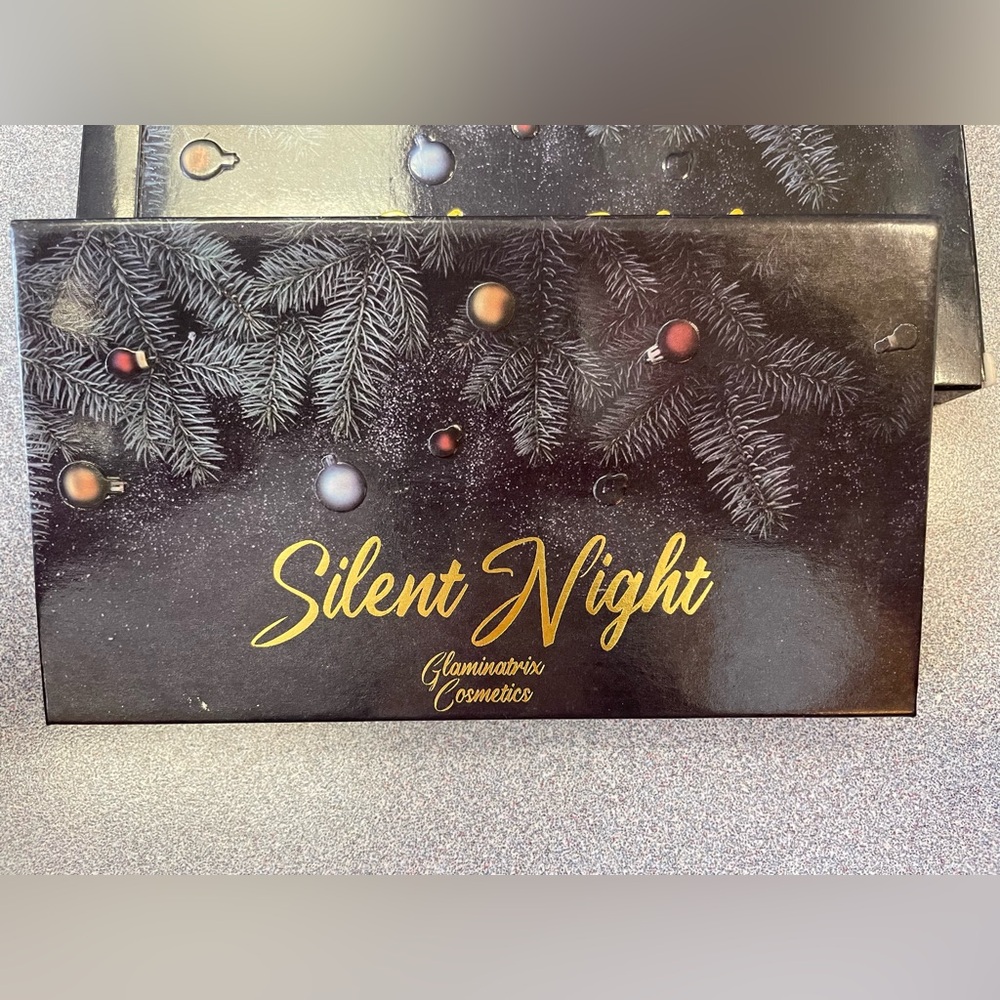 Glaminatrix Silent Night Palette